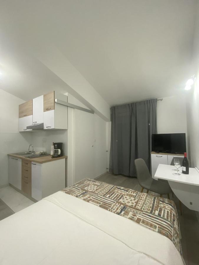 Apartman Freja II Подстрана Екстериор снимка